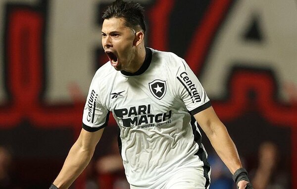 Versus / Óscar Romero marca su primer gol con Botafogo y lo ratifica como líder del Brasileirão