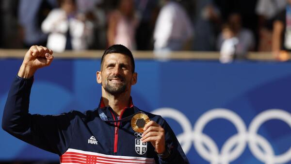 Djokovic deja a Alcaraz sin oro
