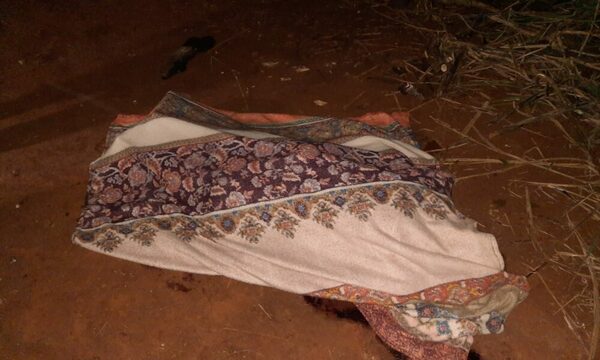 Itapúa: Asesinan a léka en el patio de su casa