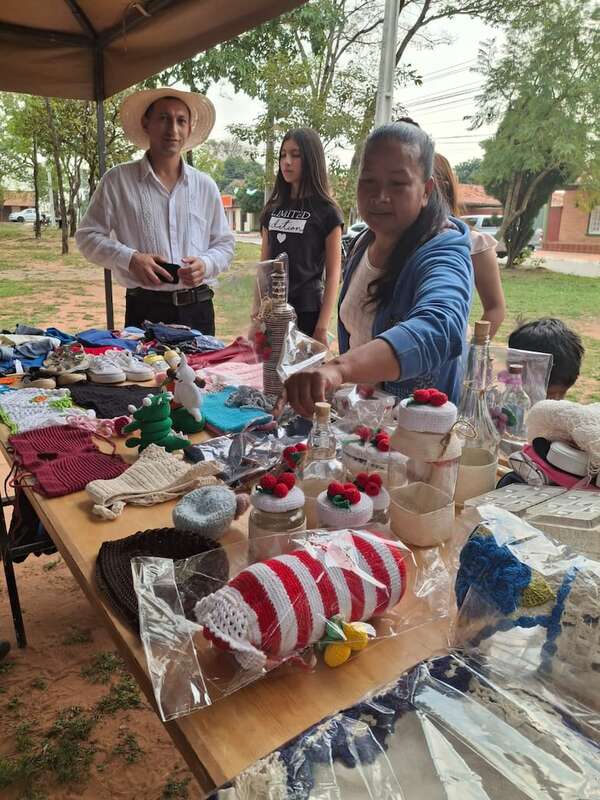 “Feria de oportunidades” se desarrolla con éxito en Tobatí - Economía - ABC Color