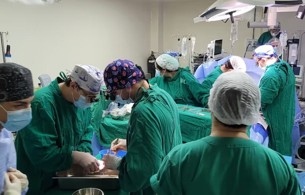 Renace la Esperanza: Trasplante de corazón en el Hospital Clínicas después de 20 años