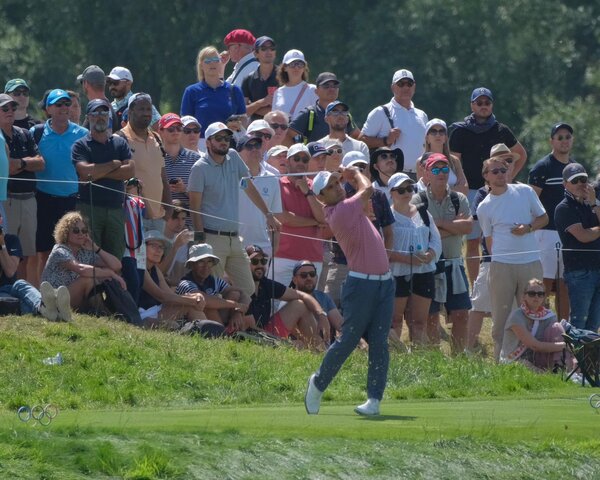 Fabrizio Zanotti logra un lugar en el podio sudamericano de Golf en París 2024