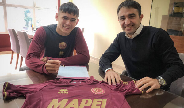Versus / El Liverpool de Inglaterra quiere al paraguayo nacionalizado argentino, Julio Soler