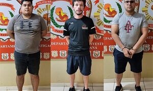 Policía interviene lavadero, recupera dos vehículos y detiene a supuestos maleantes – Diario TNPRESS