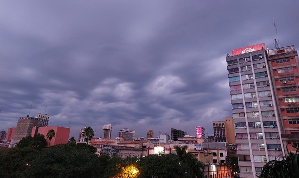 Emiten alerta por tormentas en 11 Departamentos este lunes