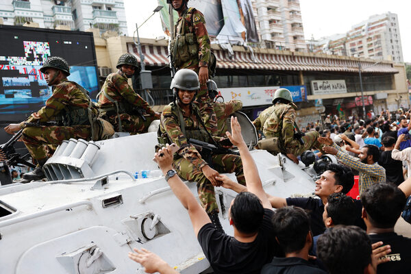 La primera ministra de Bangladesh renunció en medio de protestas masivas: hay un centenar de muertos y los militares tomaron el poder - .::Agencia IP::.