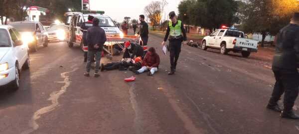Choque entre motocicletas deja varios heridos sobre Ruta PY01