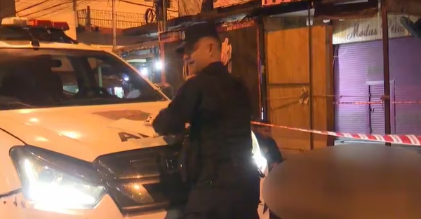 Joven murió en alocada carrera de motos en plena zona del Mercado 4 - Noticiero Paraguay