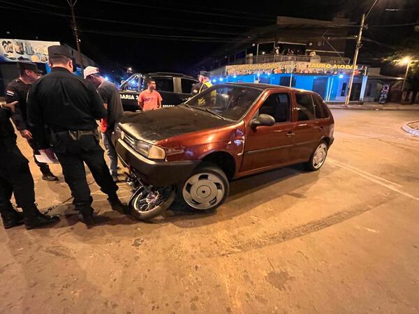 Discusión entre parejas derivó en disparos contra un vehículo y una persona resultó herida - Oasis FM 94.3