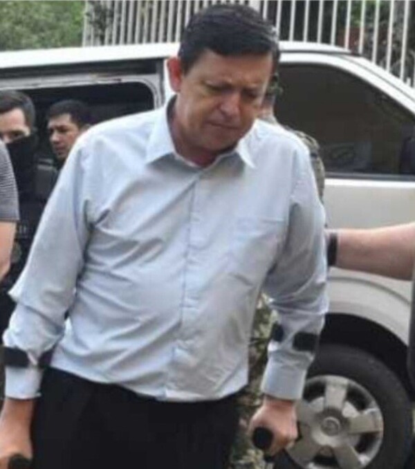 Pavo Real: Ordenan captura de abogado chicanero que violó su arresto domiciliario