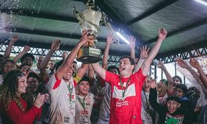 Atlético Stroessner es campeón juvenil en la Liga Franqueña