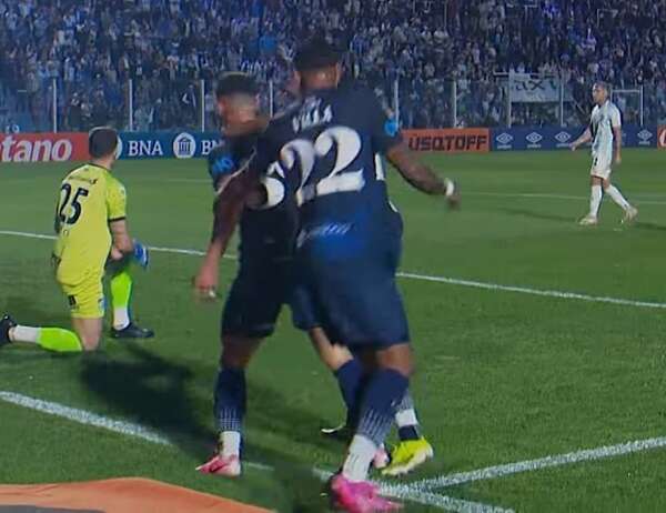 Vídeo: Fernando Romero anotó por primera vez en Argentina - Fútbol Internacional - ABC Color