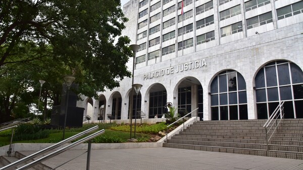 Policía verifica “dudosa” amenaza de bomba en el Palacio de Justicia