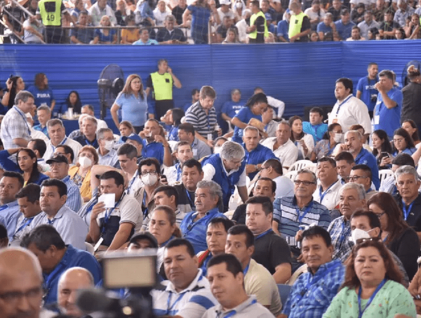 Grupo de liberales busca reforma estatutaria y desdoblamiento de elecciones · Radio Monumental 1080 AM