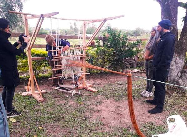 Dos ciudades de Paraguarí se integran a la Ruta Nacional de la Artesanía - Viajes - ABC Color