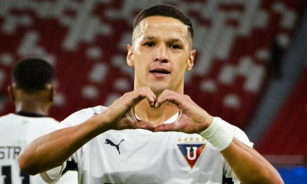Corinthians rapai de Ramón Díaz quiere a Alex Arce
