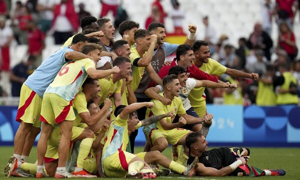 Juegos Olímpicos: España dio vuelta el resultado y clasificó a la final