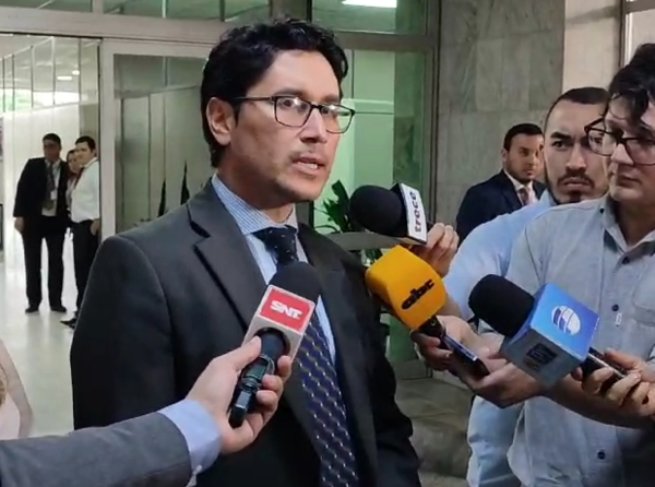Duras críticas contra Tribunal por condena irrisoria a odontóloga por homicidio culposo - PDS RADIO Y TV