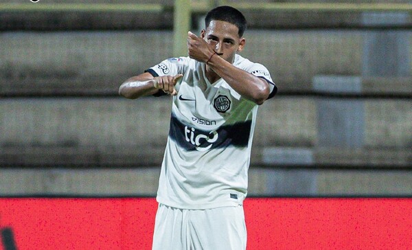 Debut agridulce para Hugo Adrián Benítez: Gol y fractura de nariz