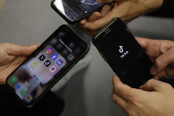 EEUU aumenta la presi贸n sobre TikTok y ByteDance con una nueva demanda judicial - Revista PLUS