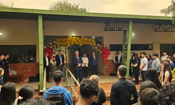 Se concretó mudanza: Arquitectura dejó Franco y ya funciona en campus de la UNE
