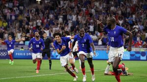 Francia remonta a Egipto para pelear el oro a España
