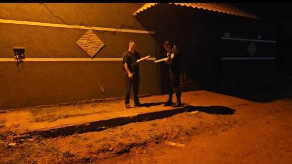 Dos desconocidos efectuaron varios disparos de armas de fuego contra una vivienda
