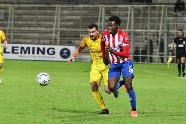 Intermedia: Los “Aurirrojos” neutralizan a Encarnación FC - Fútbol de Ascenso de Paraguay - ABC Color