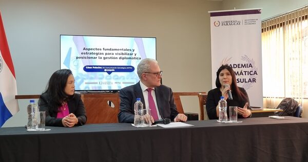 Diplomacia y Medios de Comunicación: destacan rol de la comunicación en taller dirigido al cuerpo diplomático - .::Agencia IP::.