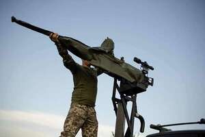 Ucrania no espera autorización occidental y golpea con drones bases aéreas en Rusia - Mundo - ABC Color