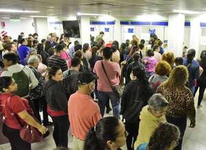 IPS: asistencia para agendamiento se ha normalizado ante aglomeración “excepcional”, aseguran - Nacionales - ABC Color