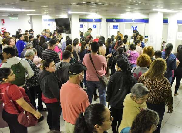 IPS: asistencia para agendamiento se ha normalizado ante aglomeración “excepcional”, aseguran - Nacionales - ABC Color