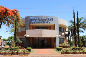Ante cuestionamientos, intendente de Mbaracayú cierra puerta a ediles - La Clave