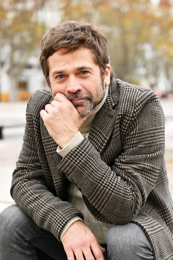 Nicolás Pauls vuelve a Paraguay para compartir sus canciones - Música - ABC Color