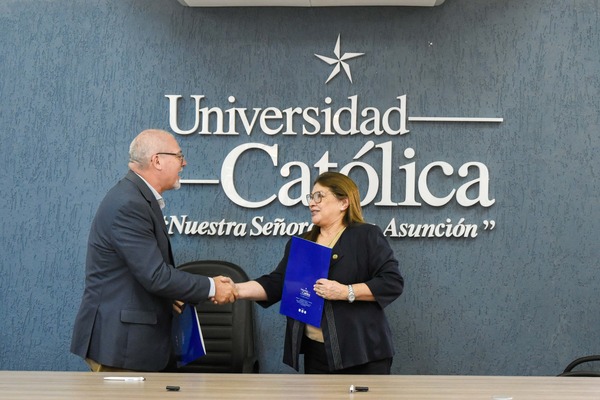 UC Y EL INSTITUTO SUPERIOR ADVENTISTA DE MISIONES-ARGENTINA FIRMAN ACUERDO - Itapúa Noticias