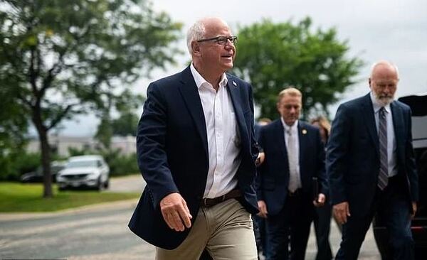 Harris confirma a Tim Walz como su compañero de fórmula para las elecciones presidenciales en Estados Unidos - .::Agencia IP::.