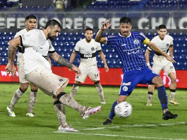 Olimpia enfrenta a Sol de América en busca de un segundo triunfo - Fútbol - ABC Color