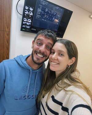 El futbolista Ale Silva y Anita Manzini esperan su tercer hijo - Gente - ABC Color