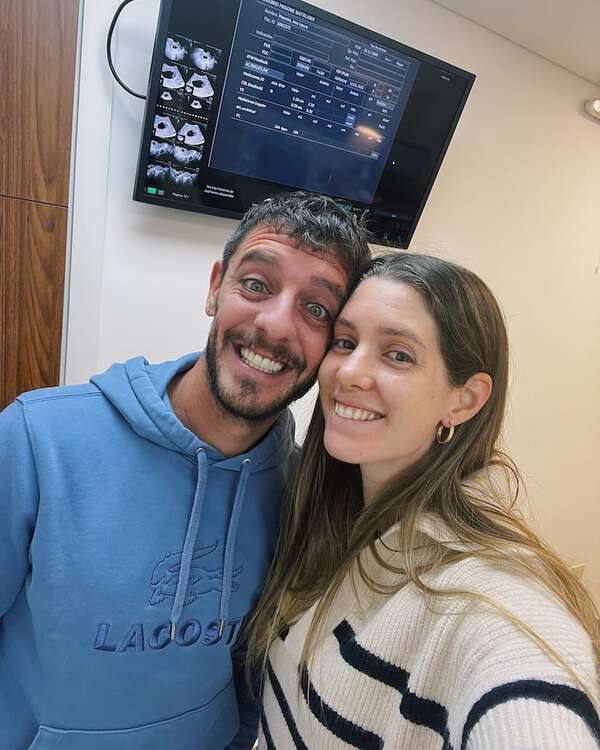 El futbolista Ale Silva y Anita Manzini esperan su tercer hijo - Gente - ABC Color