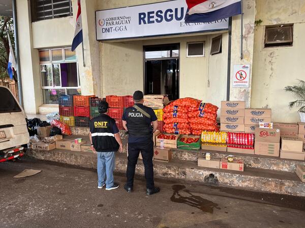 Incautan gran cantidad de mercaderías de presunto contrabando