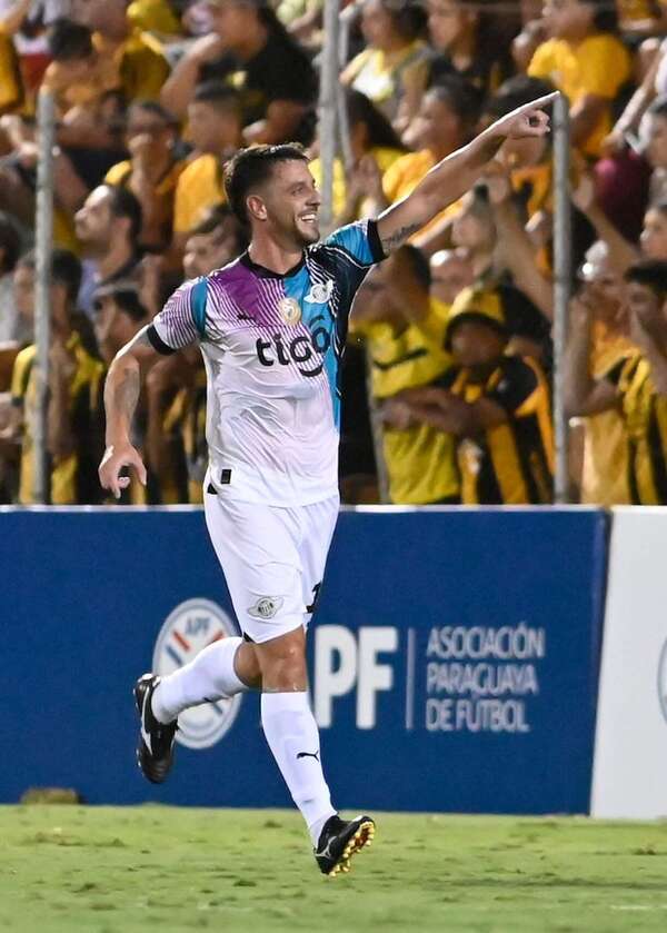 Debut con gol de Alejandro Silva en Libertad - Fútbol - ABC Color