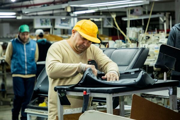 Más de 50 consultores nacionales se capacitan en la Ley 60/90 que sirve para atraer inversiones y generar empleos - .::Agencia IP::.