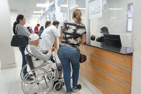 IPS no responde a oncológicos y aumenta la lista de medicinas faltantes, denuncian - Nacionales - ABC Color