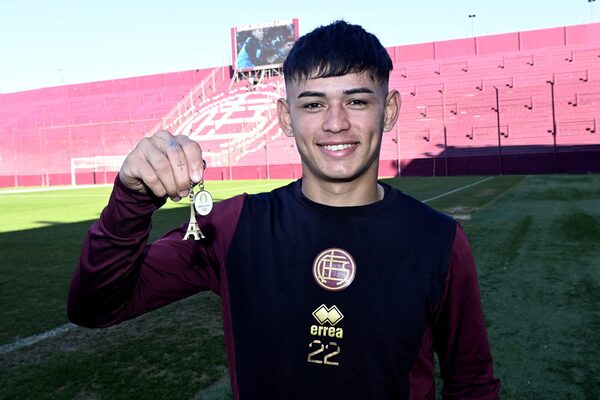 Liverpool pone el ojo en el paraguayo nacionalizado argentino Julio César Soler