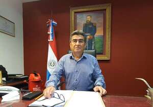 “Santiago Peña no existe sin Horacio Cartes” y por ello nadie se animar a investigar, afirma diputado - Política - ABC Color