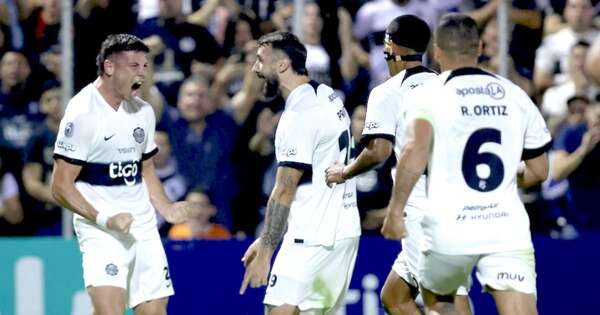 La Nación / Cabezazo, gol y punta franjeada