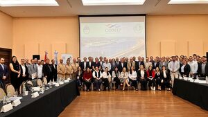 Acuerdan acciones para mejorar navegabilidad del Paraná ante coyuntura climática - .::Agencia IP::.