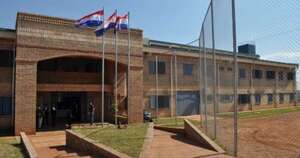 La Nación / Cárcel de Misiones: el día que 35 reos saltaron la muralla y tomaron la calle