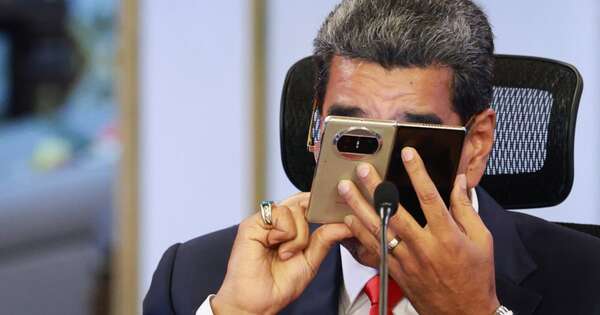 Diario HOY | “¡Te fuiste, WhatsApp! ¡Pa’l carajo!”: Maduro desinstala la aplicación en vivo