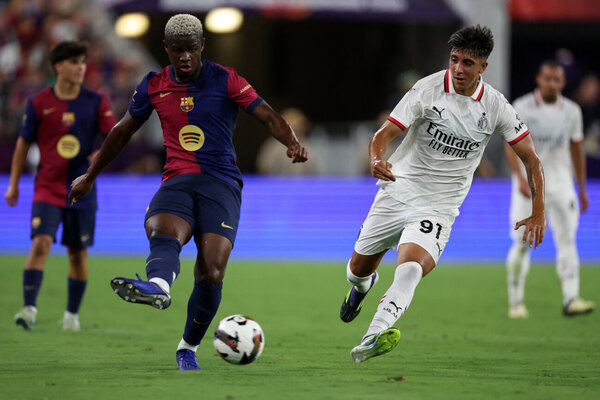 Versus / Ya jugó ante Real Madrid y ahora contra Barcelona: Cuenca sigue sumando con el Milan